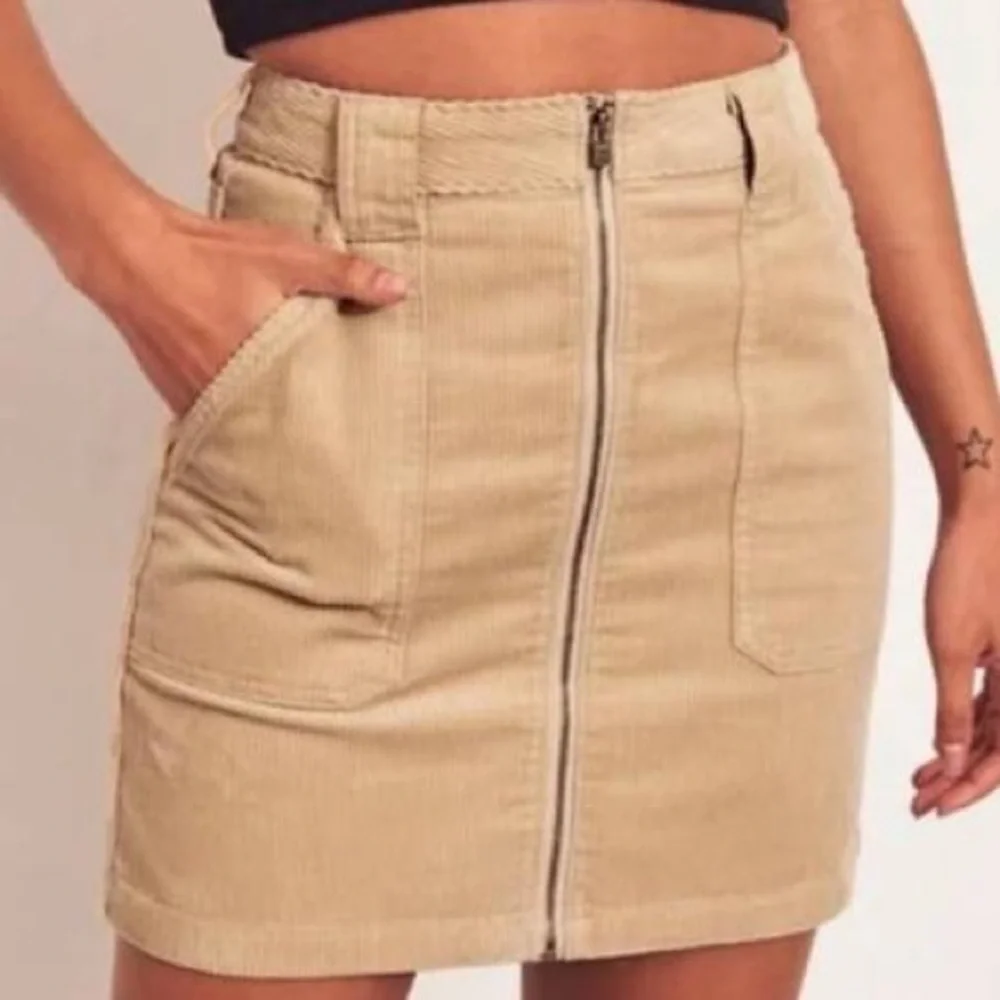 Hollister Zip Front Ultra High Rise‎ Corduroy Mini Skirt